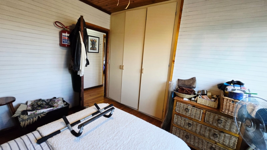 5 Bedroom Property for Sale in Sedgefield Central Western Cape